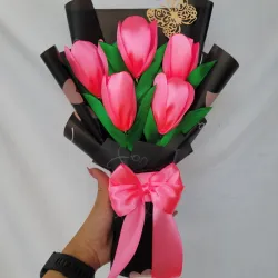 Ramo de 5 tulipanes eternos 🌷