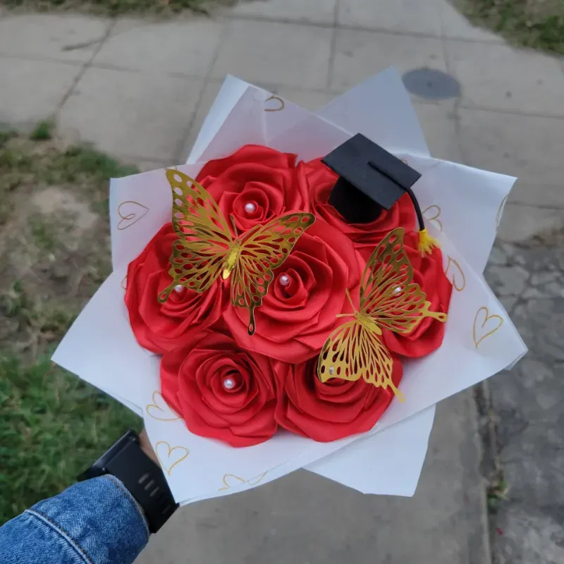 Ramo de 7 rosas para graduación 🎓