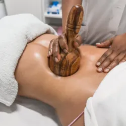 Maderoterapia corporal 