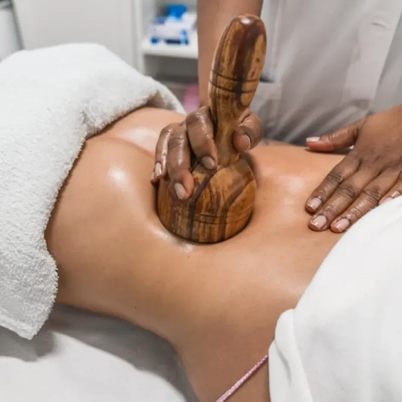 Maderoterapia corporal 