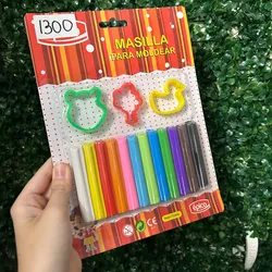 Plastilina con molde