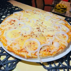 Pizza de Queso Gouda + Cebolla