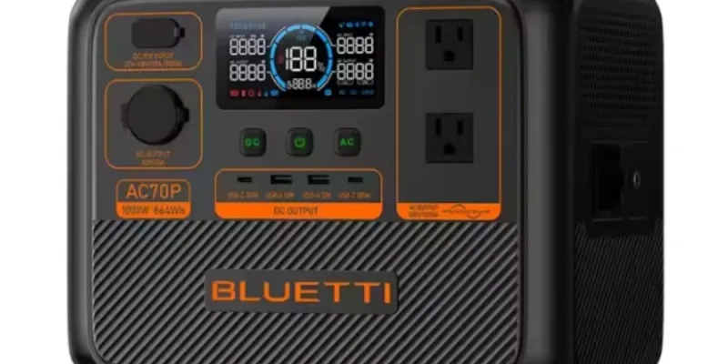 Bluetti AC70P