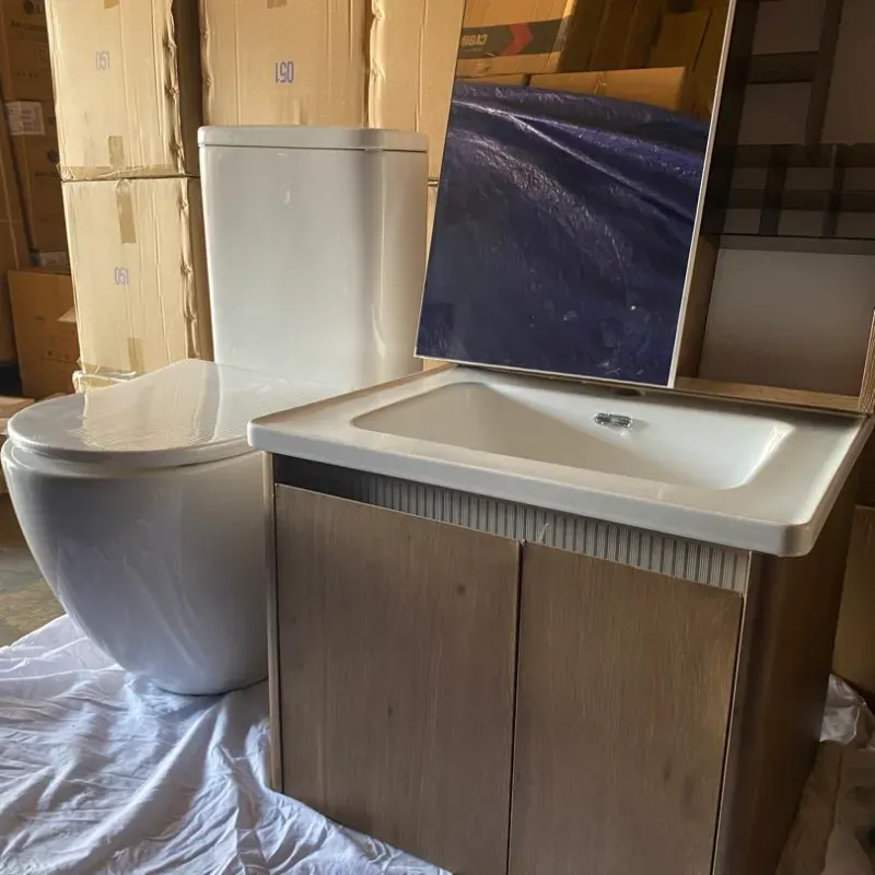 Juego de baño con mueble espejo y Lavamanos