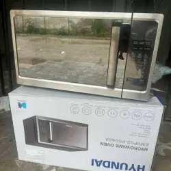 Microondas Hyundai de 25 litros 