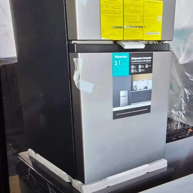 Minibar hisense de 3.1 pies 