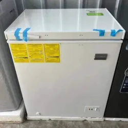 Nevera de 5.5 pies Frigidaire