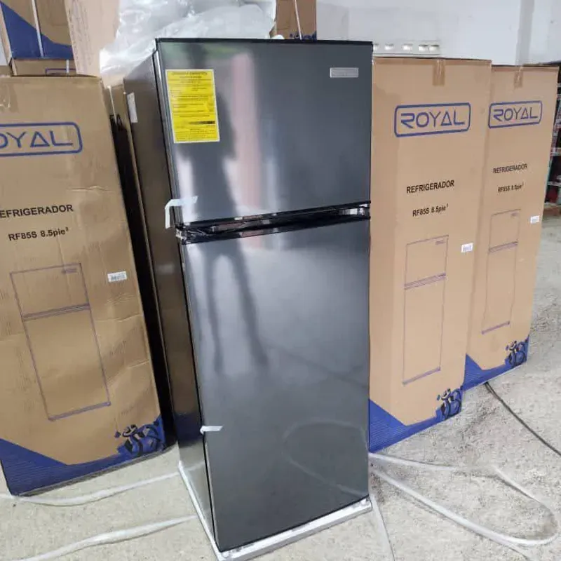 Refrigerador Royal de 8.5 pies 