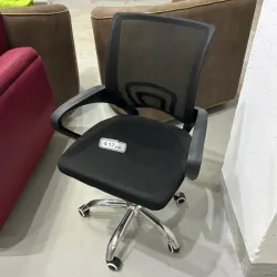 Silla de Oficina Ergonómica, con Soporte Lumbar, Reposabrazos Fijos y Patas Metálicas, Negro