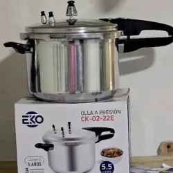 Olla de presion de induccion y gas 5.5lt