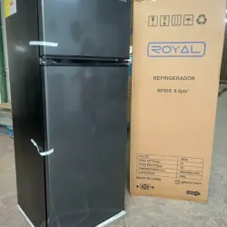 Refrigerador Royal de 8.5cuft 