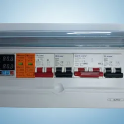 Caja de Breakers para sistema de paneles solares