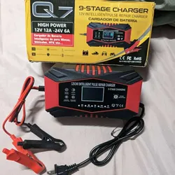 Cargador inteligente con pantalla digital 