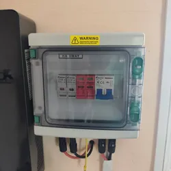 CCAJA DE  PROTECCIÓN DE PANEL SOLAR