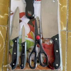 Juegos de cuchillos con su tabla de picar 