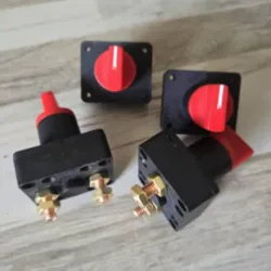 Interruptor universal, aislador de potencia giratorio 300A