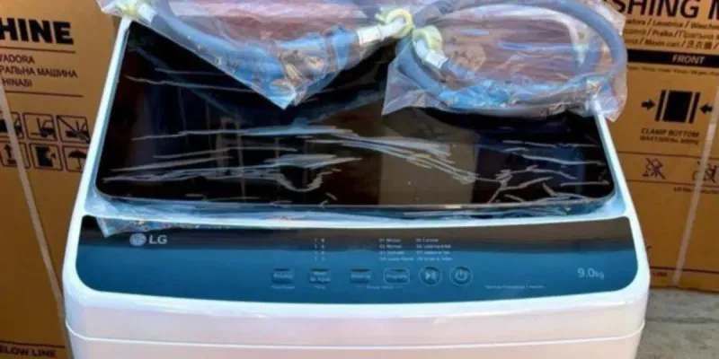 LAVADORA AUTOMÁTICA LG 9KG 