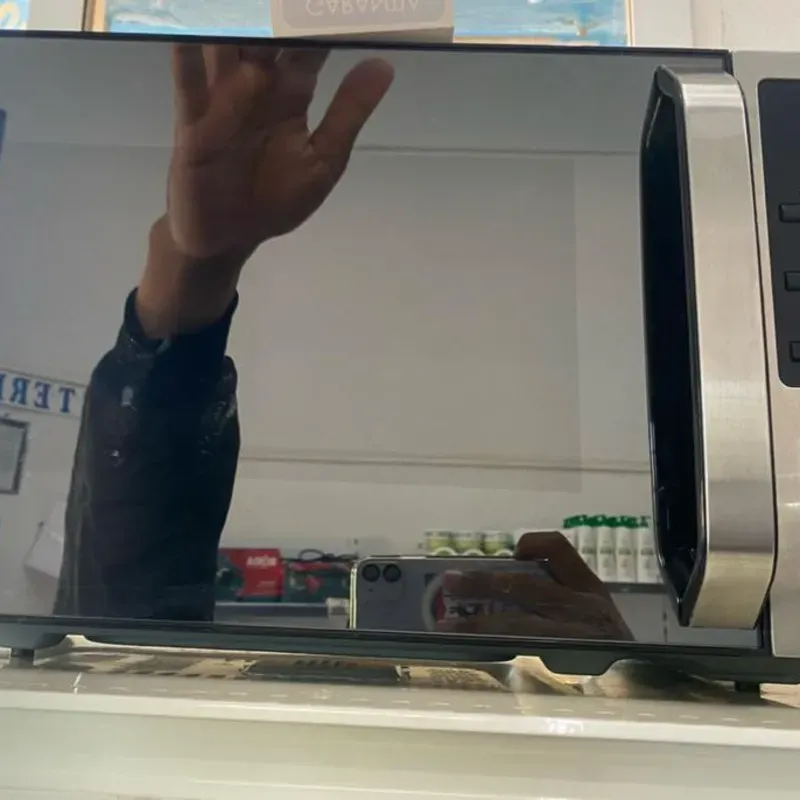 MICROONDAS HYUNDAI 20L