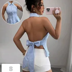 Blusa Rallada en azul y blanco conncuello y amarre  de lazo en la espalda