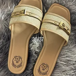 Sandalias carmelita claro con frente estilo tejido