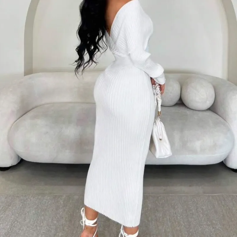 Vestido blanco elegante de invierno