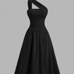Vestido negro corte 80s de un solo hombro