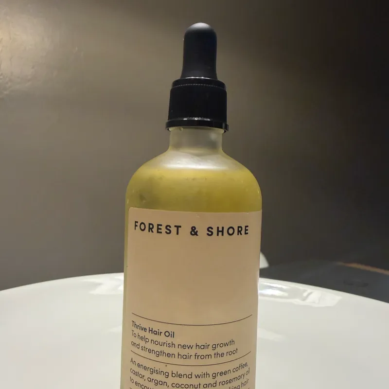 Aceite Capilar Estimulante de Crecimiento – Thrive Hair Oil Forest & Shore (100 ml)