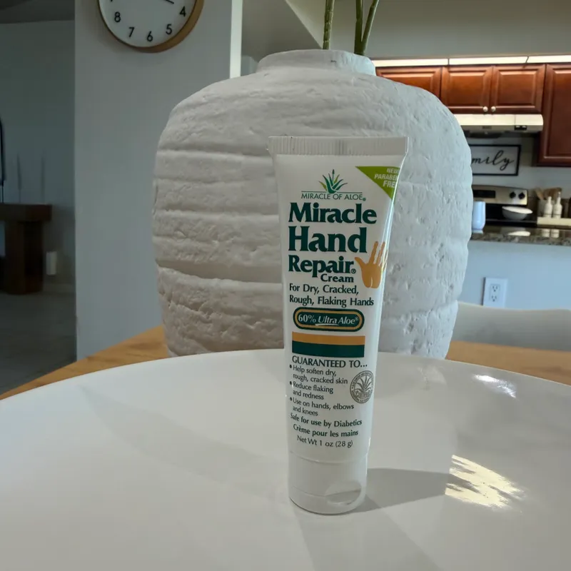 Crema Reparadora de Manos Miracle Hand Repair con Aloe