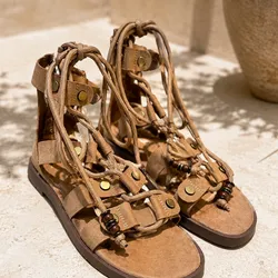 Sandalias romanas boho elegantes