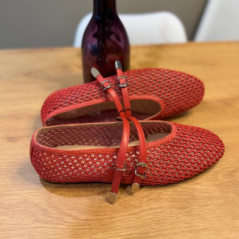 Zapatos tipo Mary Jane tejidos