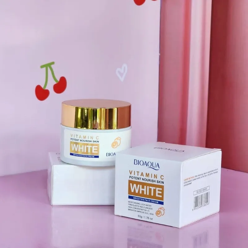 Crema hidratante facial con función blanqueadora de Vitamina C 🤍