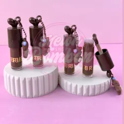Lip gloss de chocolate con colgante 🍫