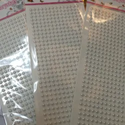 Paquetes grandes de perlas decorativas