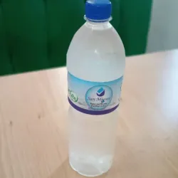 Agua ( 1L )