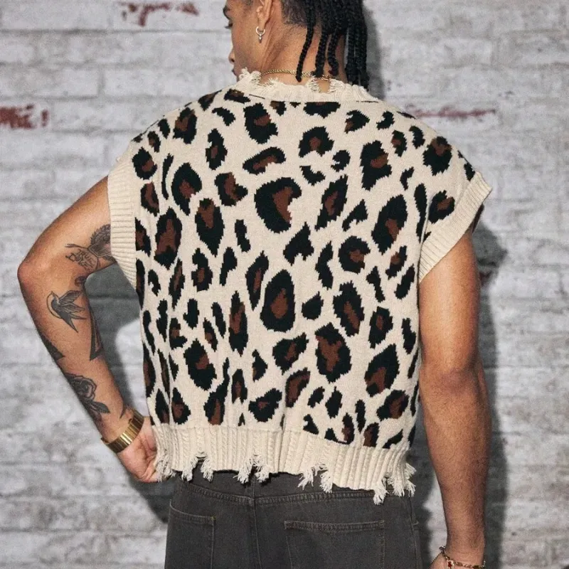 V Neck Leopard
