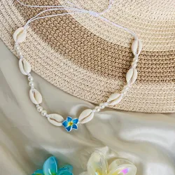 Collar de caracoles con perlas blancas y flor 🌺 