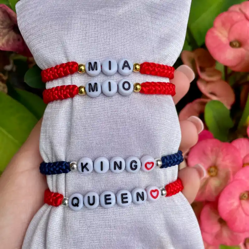 Pulseras tejidas de pareja 