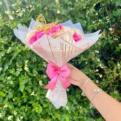 Ramo de 10 rosas rosadas y color crema 