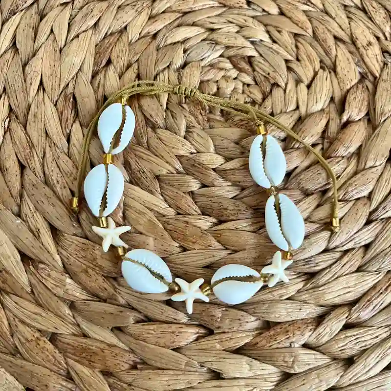 Tobillera de caracoles y estrellas 