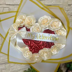 Ramo de 20 rosas con frase personalizada y lazo