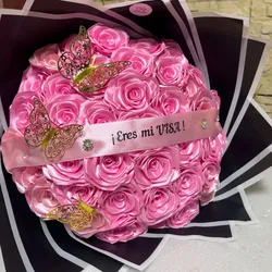 Ramo de 40 rosas con cinta personalizada