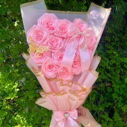 Ramo en forma de corazón con lazo personalizado