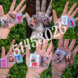 Llaveros de acrílico( 2 fotos)