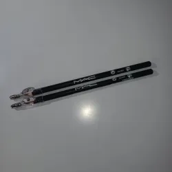 Lápiz de ojo negro 