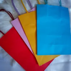 Bolsas medianas de colores