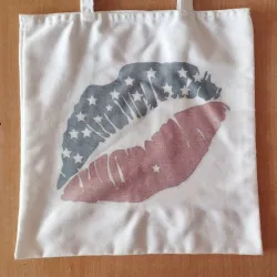 Bolso blanco beso usa