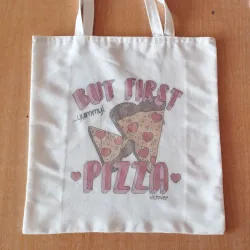 Bolso Blanco But first pizza