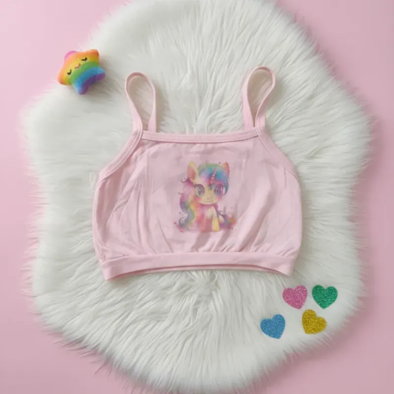 Blusa corta para niña con diseño de unicornio color rosa