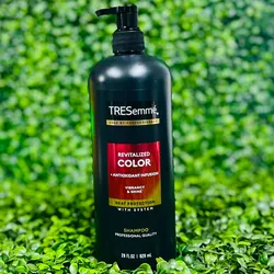 Shampoo Revitalized TRESemmé 828mL
