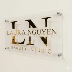 Carteles de Vinilo sobre Acrilico [A COTIZAR POR DIMENSIONES]